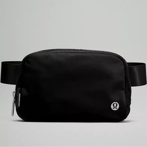Lululemon Wear Everywhere Belt Bag